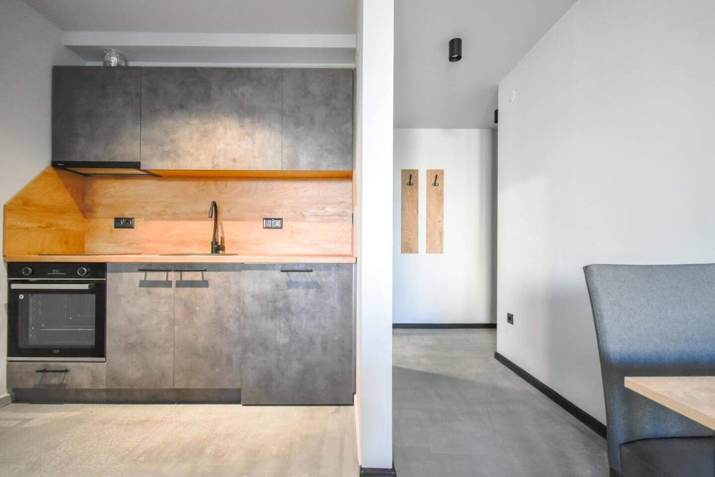 6 Studios 6 Bathrooms 2 Levels Kitchens 소피아 외부 사진