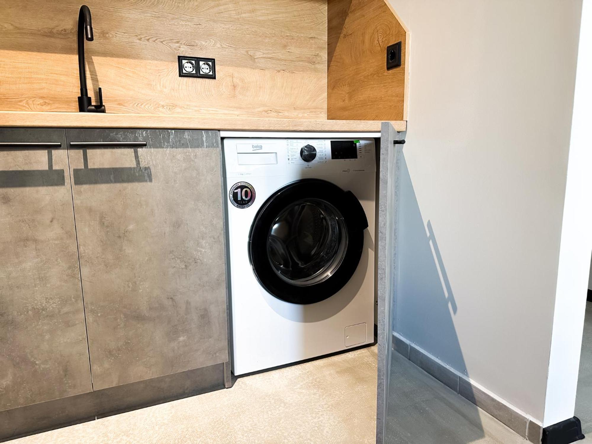 6 Studios 6 Bathrooms 2 Levels Kitchens 소피아 외부 사진