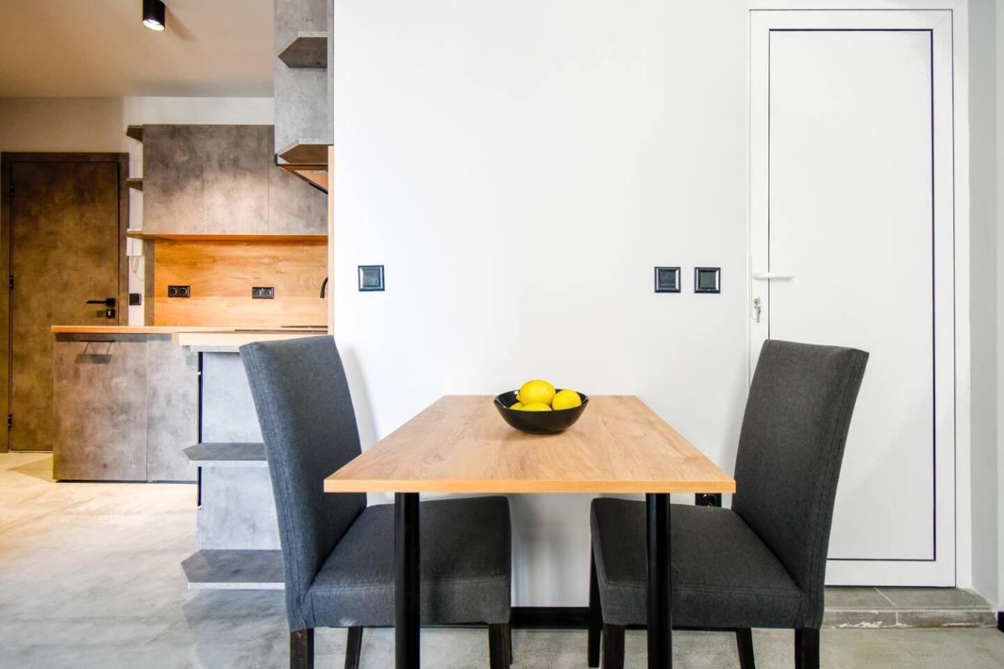 6 Studios 6 Bathrooms 2 Levels Kitchens 소피아 외부 사진