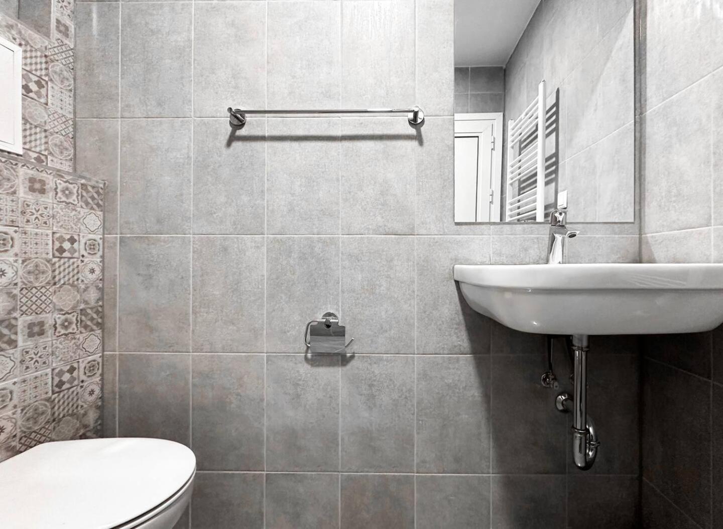 6 Studios 6 Bathrooms 2 Levels Kitchens 소피아 외부 사진