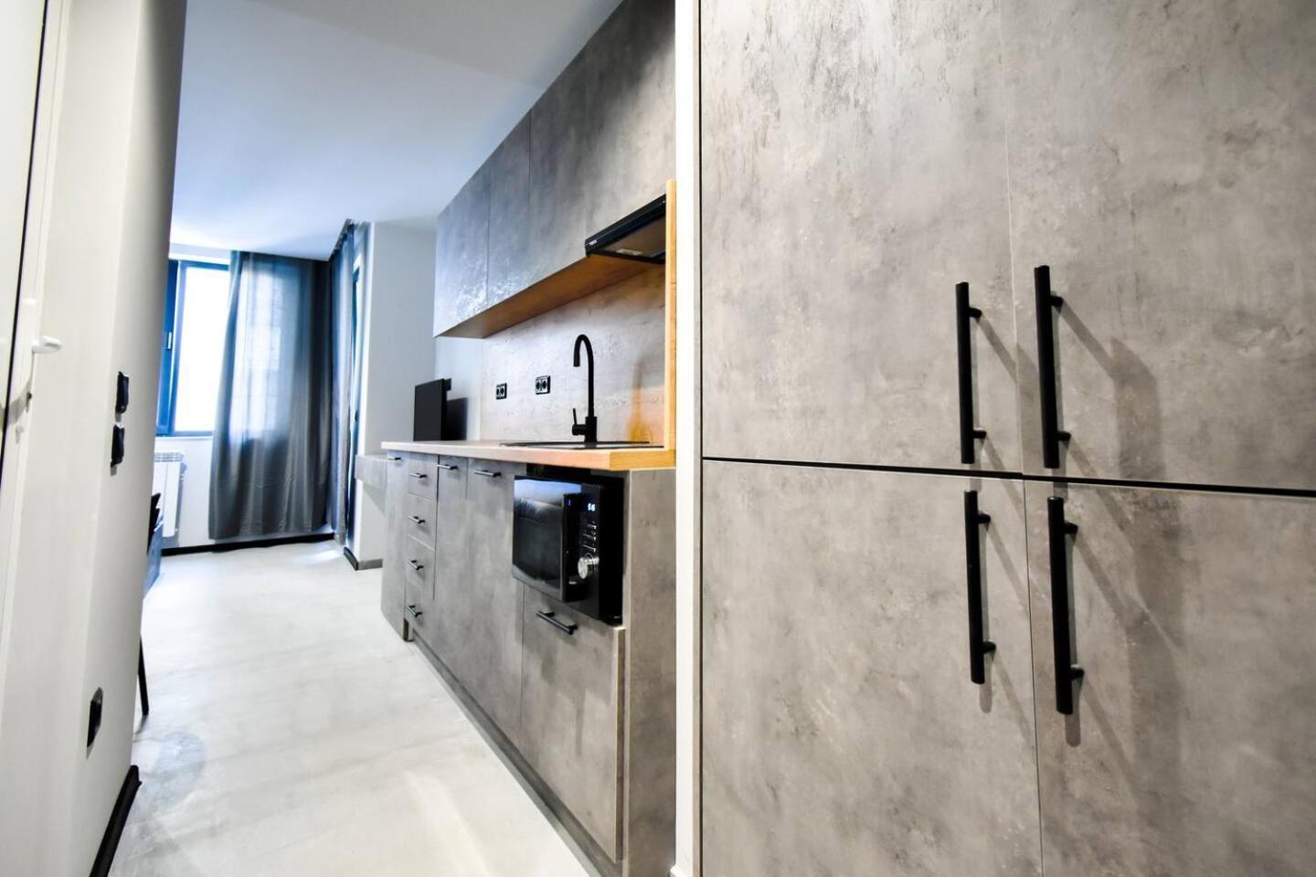 6 Studios 6 Bathrooms 2 Levels Kitchens 소피아 외부 사진